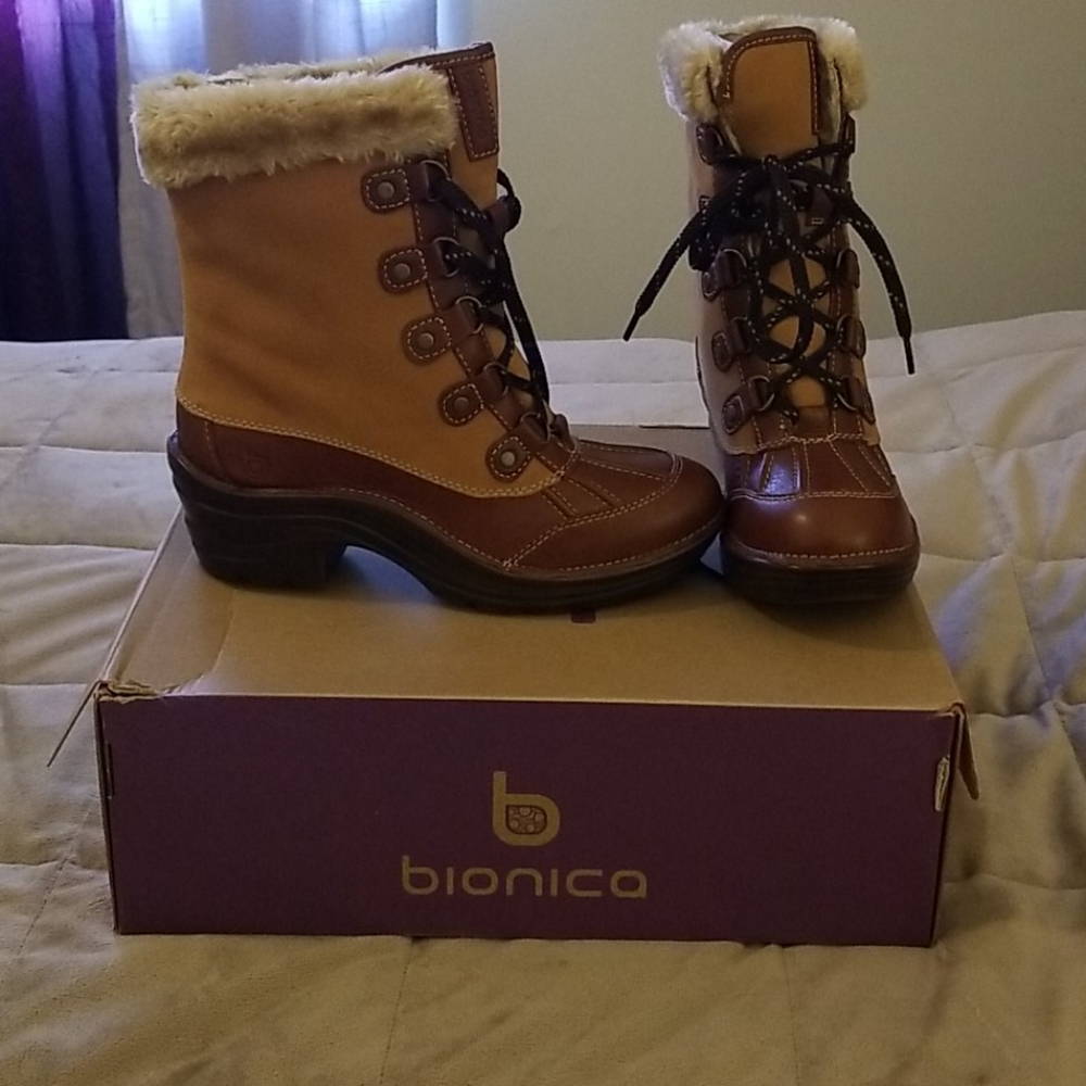 Leather boots